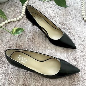 Franco Sarto black leather Tudor pumps, 9.5